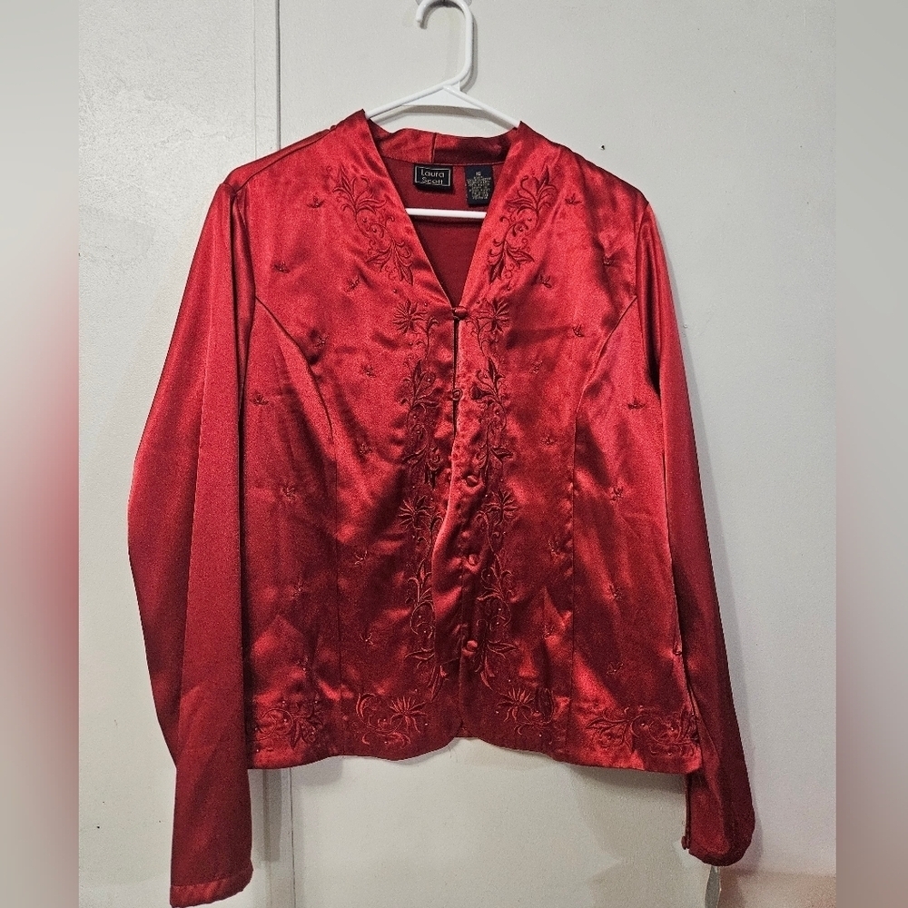 Laura Scott Sating Red Embroidered Blouse!